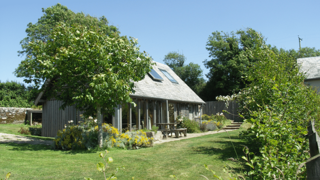 Staying nearby Dartmoor Zoo